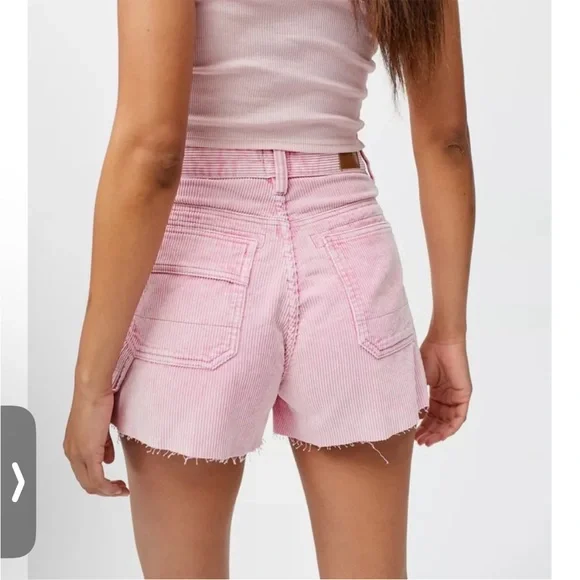 brand new urban outfitters Corduroy Cutoff
Carpenter Short pink 24” - Picture 4 of 4